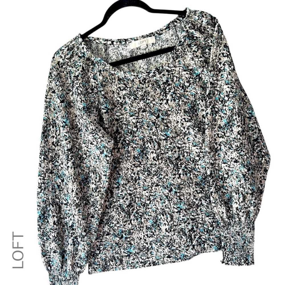 LOFT | NWOT SMOCKED CUFF LONG BLOUSON SLEEVE SCOOP NECK TOP OLIVE LEAF | SMALL